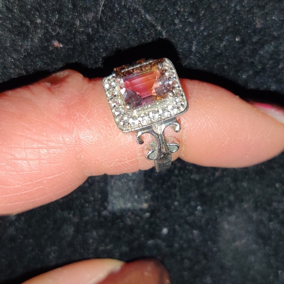 Ring authentic - Picture 4 of 4